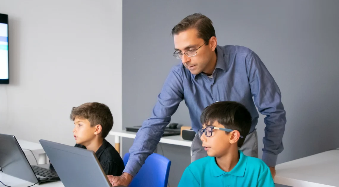शिक्षा नीति में बड़ा बदलाव, AI बनेगी शिक्षा का हिस्सा: छठी 6 से 12वीं तक के छात्रों से होगी शुरुआत