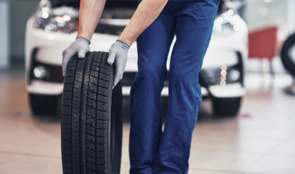 Car Tyre: क्या आप कार के नए ख़रीदने है? अपनी गाड़ी के लिए सही टायर का चुनाव ऐसे करें